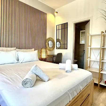 Naousaki Premium 4 Lejlighed